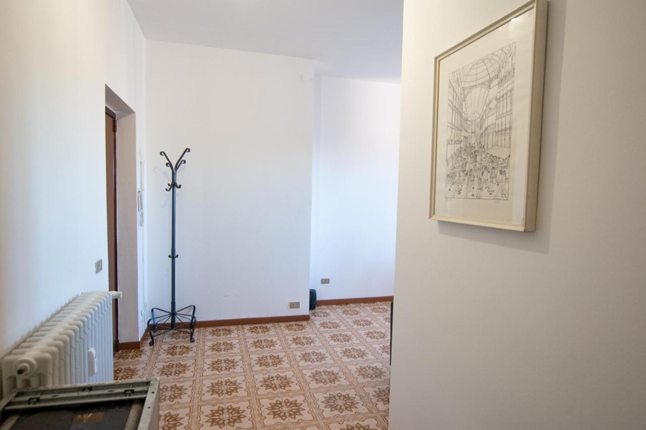 I Host Apartment - Sant'Agostino 7 Milano Eksteriør billede